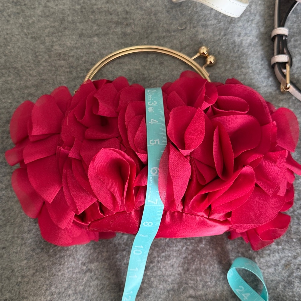 Elegant Red Ruffle Handbag - Picture 2 of 3
